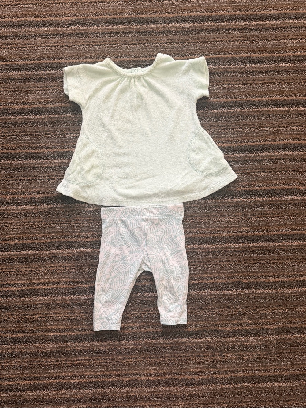 Nordstrom Baby Girl Light Green Terry Tunic Top with Pastel Printed Leggings